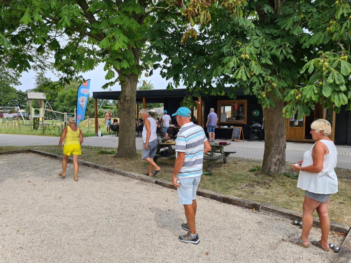 Chalet 3A Op Recreatiepark De Wielen Sint Maarten Dış mekan fotoğraf